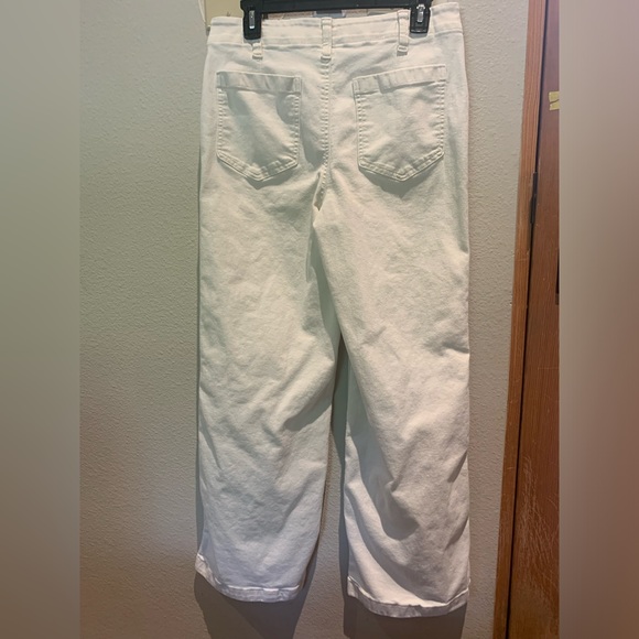 ๐ EUC ๐ Sonoma Goods For Life - Wide Leg Jeans - Size 8 - Color Cream - Picture 2 of 5